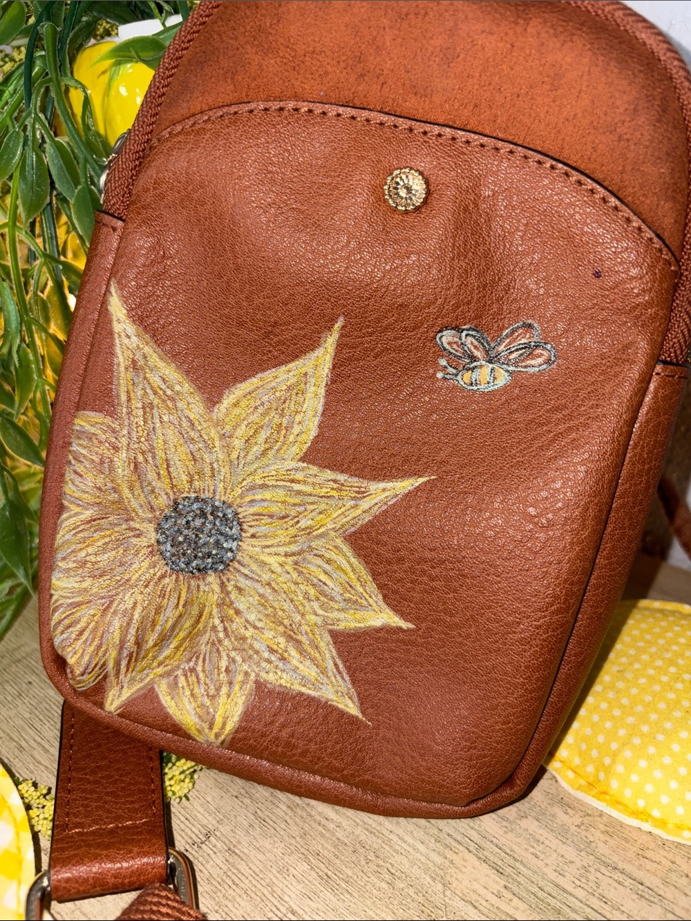 Handpainted Floral Bee Upcycle LC - Picture 2 of 2